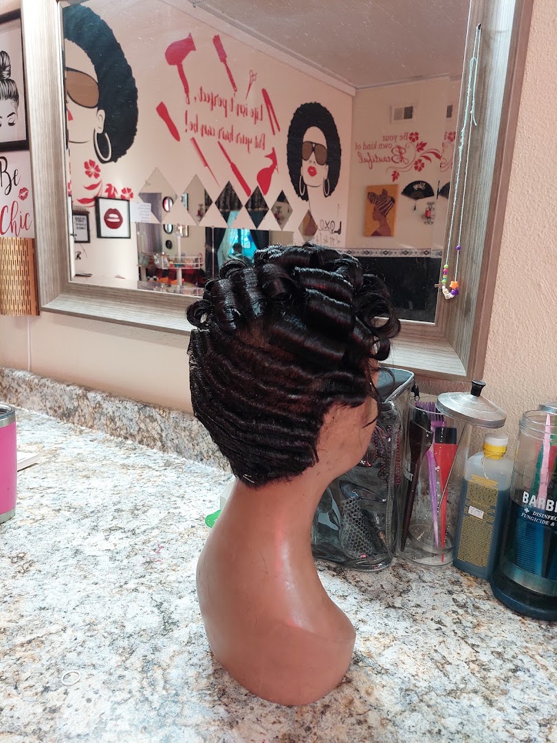 Mo'Hair Beauty Salon gallery